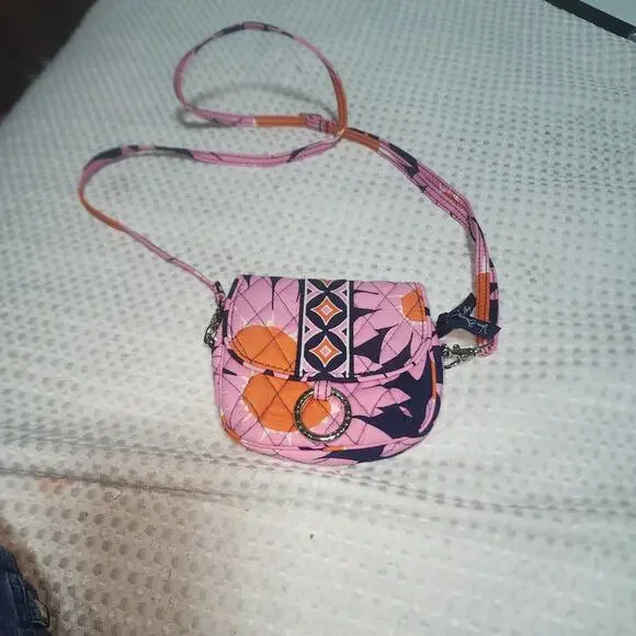 VERA BRADLEY EUC LITTLE HIP CROSSBODY BAG - Picture 1 of 6